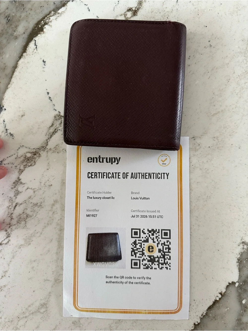 Louis Vuitton Dark Burgundy/Maroon Leather Men's Bifold Wallet